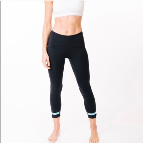 Zyia Navy Strap Deluxe Hi Rise size 4 NWT - Picture 1 of 3